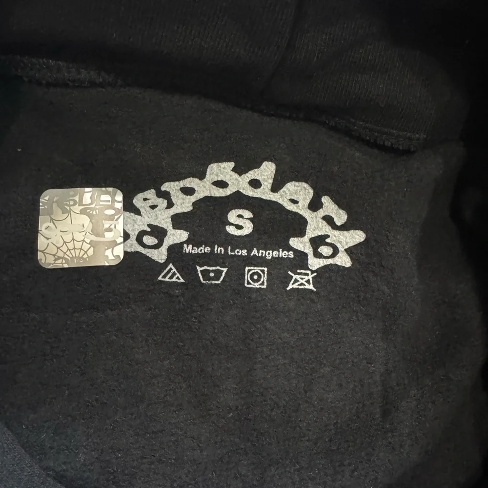 Black & White Spider Hoodie Size Small - Picture 3 of 4